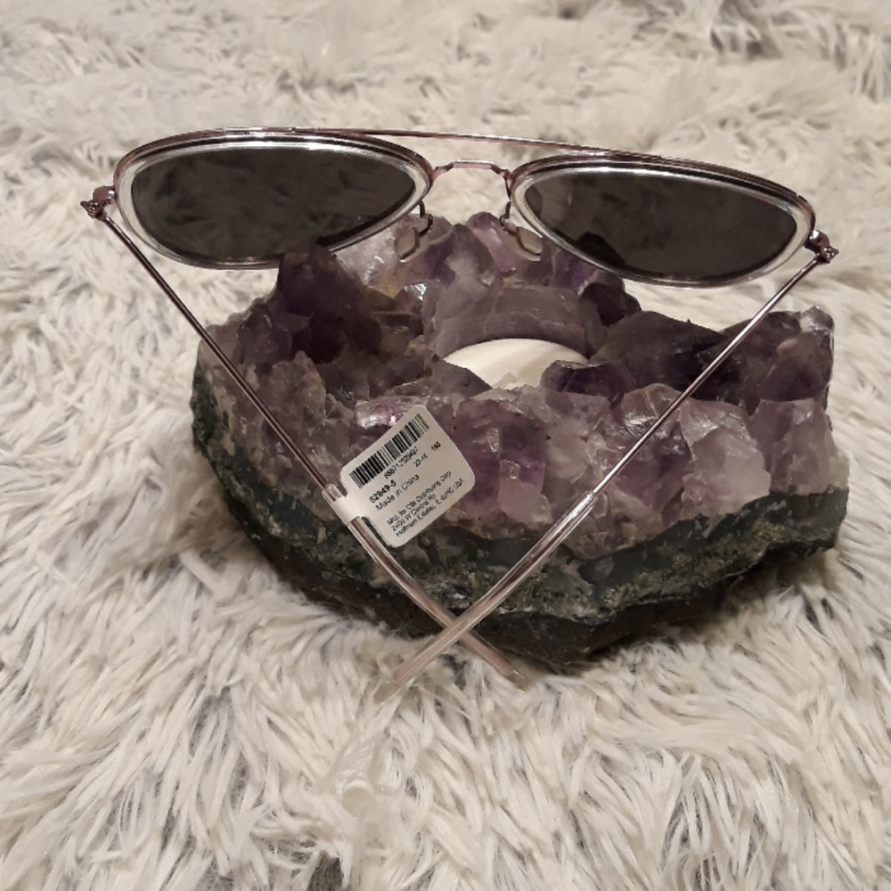 ๐ Sunglasses ๐ - Picture 2 of 5